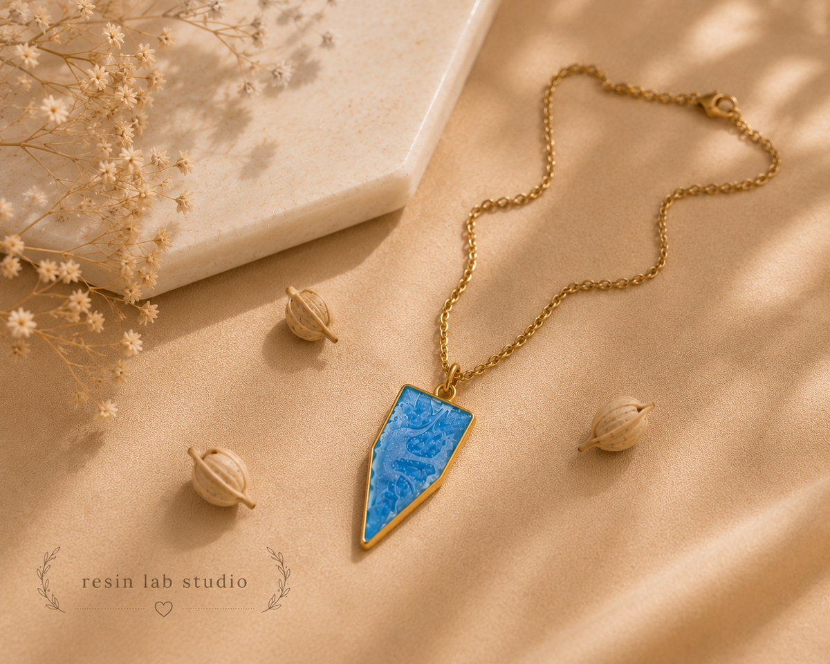 Pendentif Glacier Bleu – Édition Artisanale